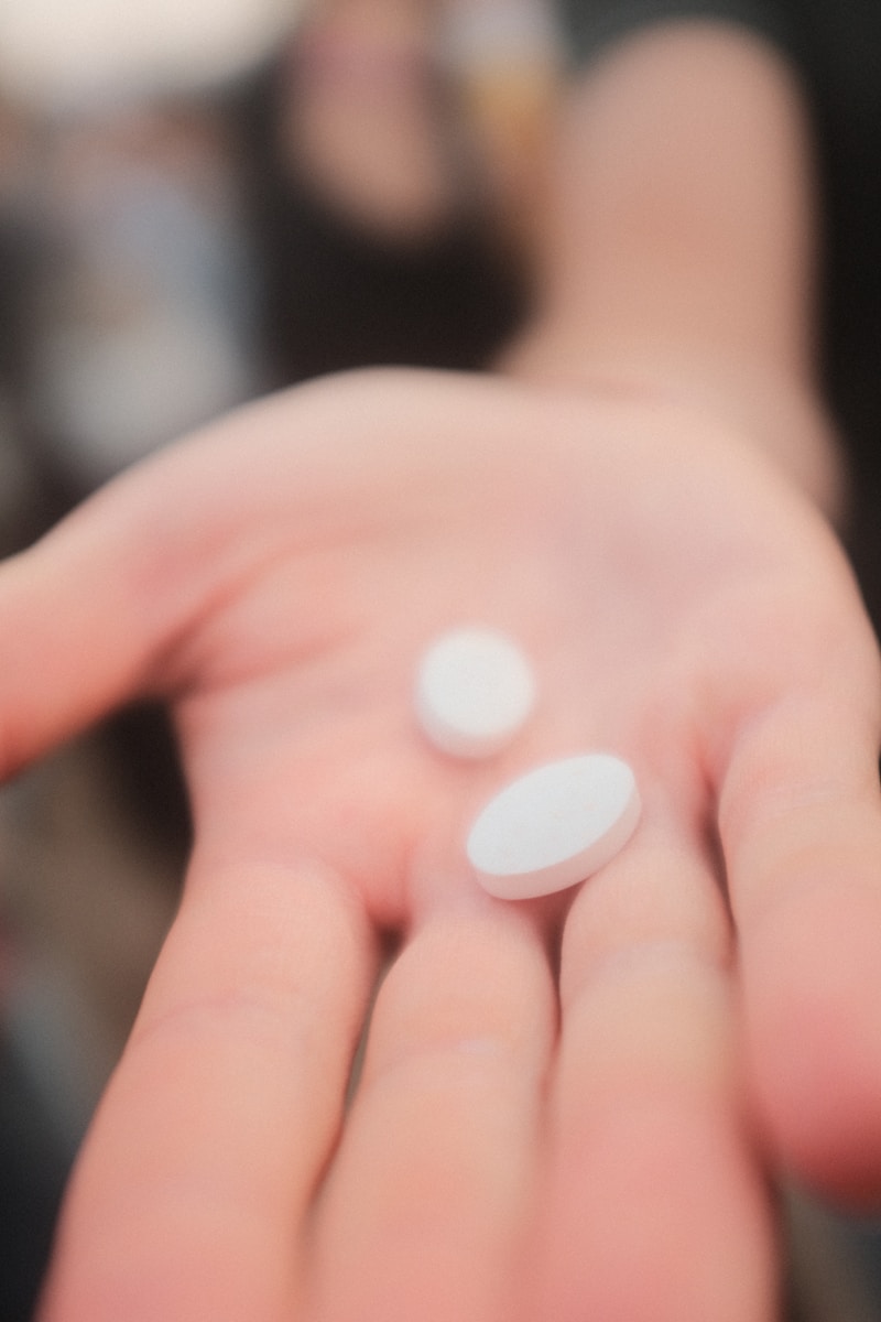 What Does Meth Look Like? Here’s What You Need to Know A person holding two pills in their hand